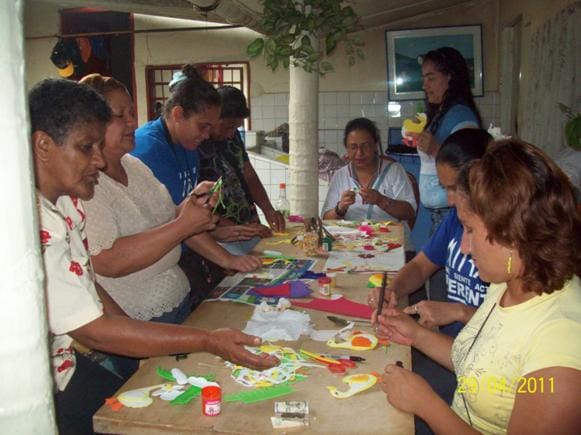 Manulidades para la Comunidad en municipio minero de Amalfi (Antioquia)