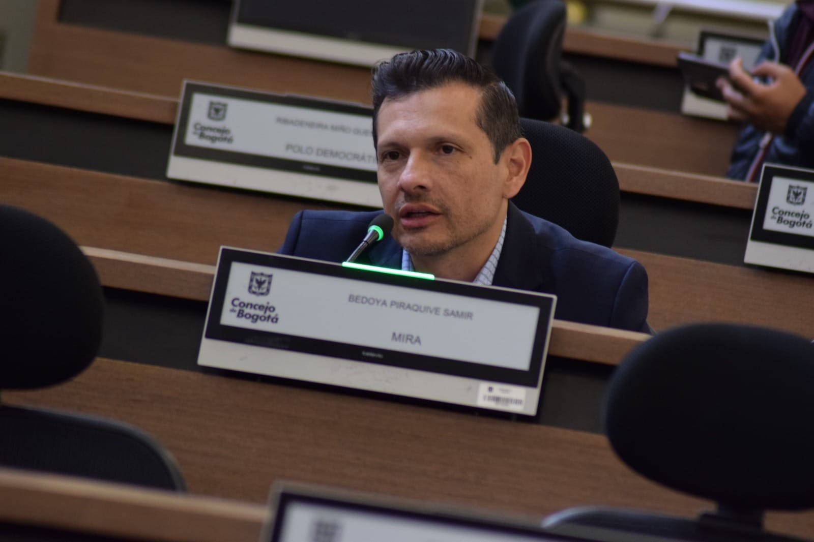 Debate en Bogotá sobre el 50% de cibercrímenes de abuso infantil.