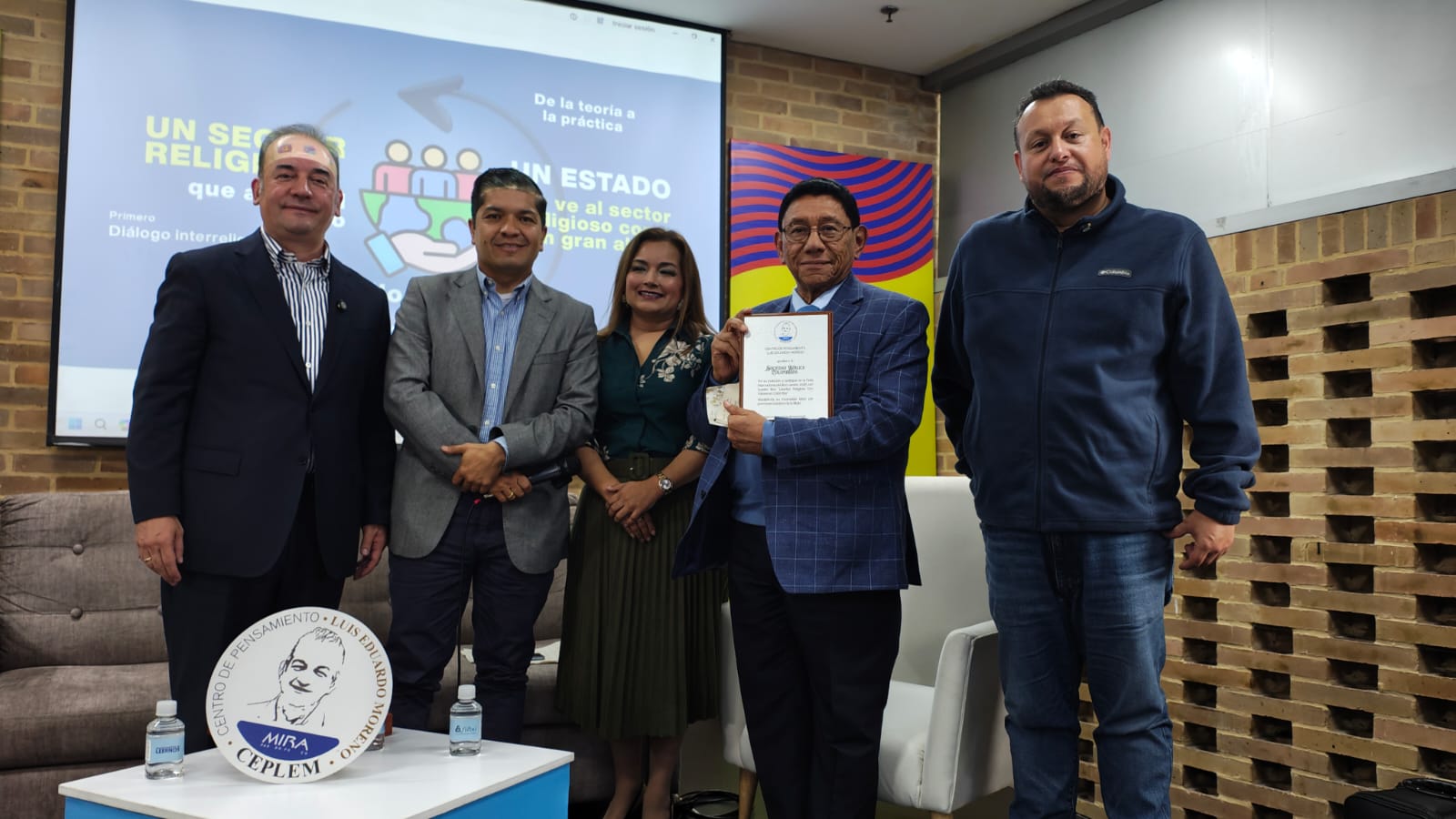 Fe, Libertad y Reconocimiento: el Partido MIRA en la FILBO 2026