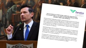 El concejal Samir Bedoya Piraquive durante su intervención junto a la carta de respaldo de Fenalco Bogotá sobre la reforma tributaria.